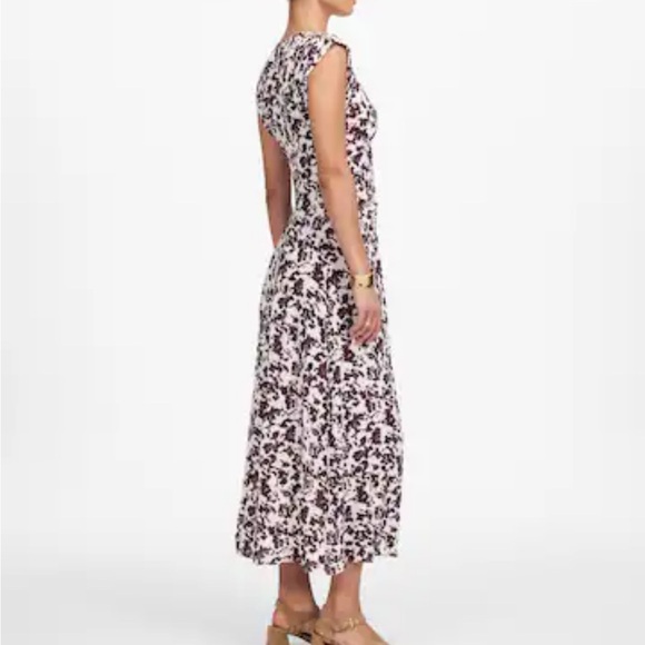 Madewell Dresses & Skirts - Madewell Ruched Flutter Sleeve Midi Dress size 6